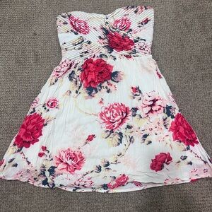 Kimchi Blue Urban Outfitters Floral Dress Size XS